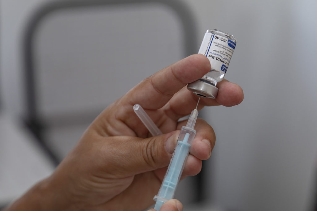 Se podrán combinar las vacunas contra el Covid-19