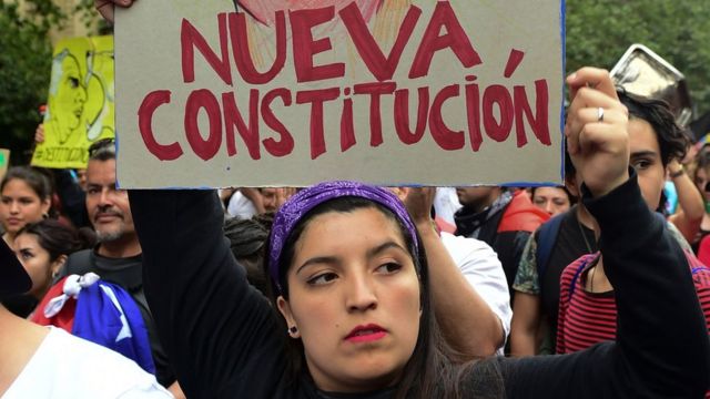CHILE: “LA MACROECONOMÍA ESTÁ BIEN. SOLO FALTA LA DISTRIBUCIÓN”