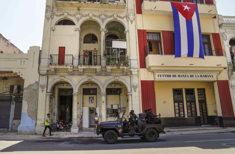 China y Huawei ayudan al régimen cubano a mantenerse a flote