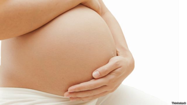 Covid y fertilidad: “la mamá le pasa anticuerpos al bebé”