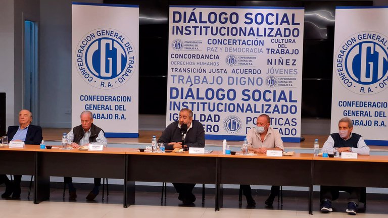 Crisis de Gabinete: la CGT brindó apoyo a Alberto Fernández