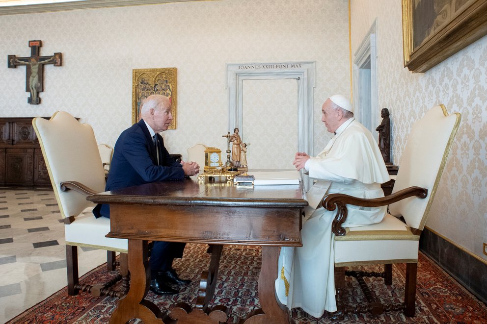 Biden se reunió con el papa Francisco