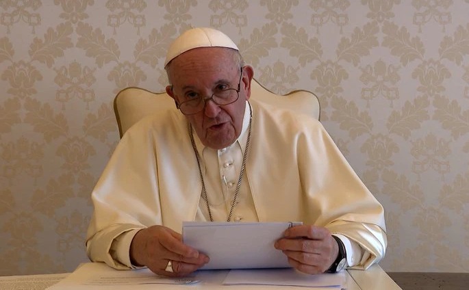 El papa Francisco interpelo a las corporaciones globales