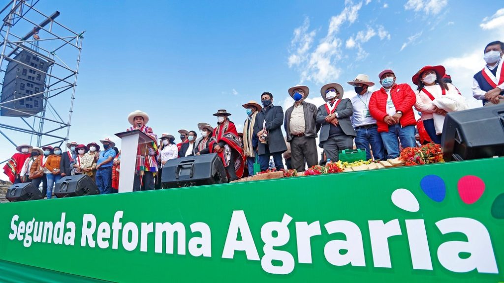 Pedro Castillo anunció la “segunda reforma agraria” en Perú