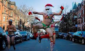 Maratón de los “Papa Noel” nudistas