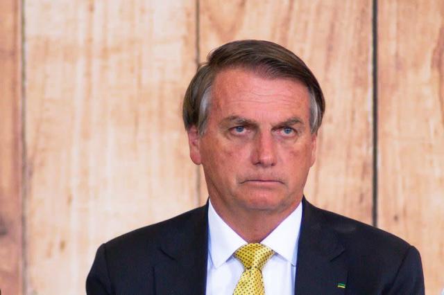 Internaron de urgencia a Bolsonaro por obstrucción intestinal