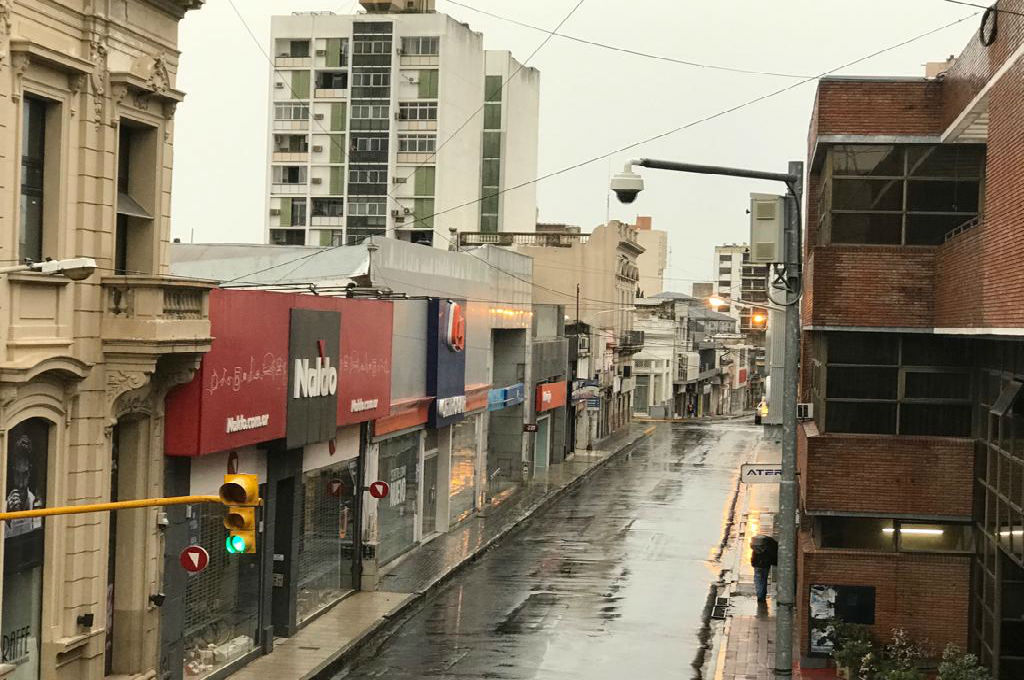 Llueve en Paraná: Renovaron alerta para todo Entre Ríos