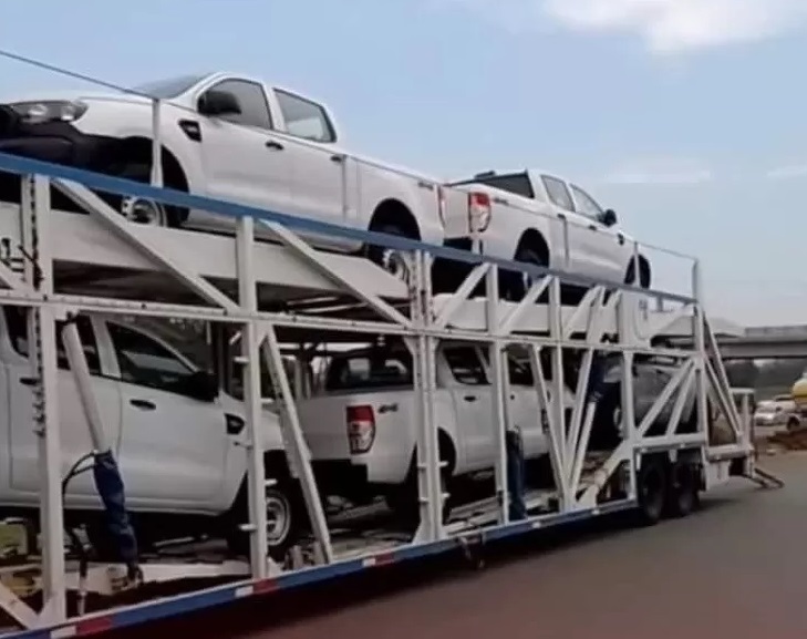 Llegaron a Corrientes las camionetas que “Santi” Maratea compró