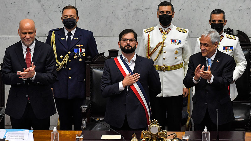 Gabriel Boric asumió como el presidente más joven de Chile