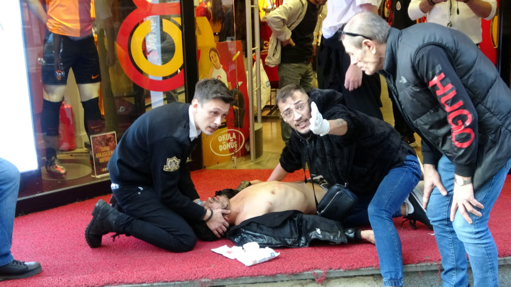 Turquía: Un atentado dejó muertos y heridos