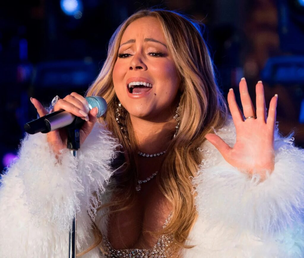 Mariah Carey batió un nuevo récord con “All I Want for Christmas is You”