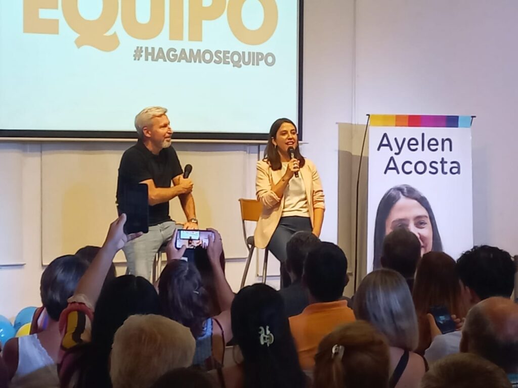 Ayelen Acosta presentó “Paraná potencia” junto a Rogelio Frigerio