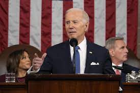 Desafiante y con la mira en 2024, Biden hizo una fuerte defensa de su plan económico en el Congreso