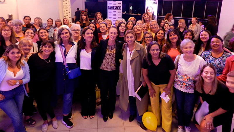 La diputada Acosta realizó una jornada para homenajear a  mujeres de Paraná
