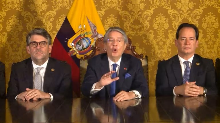 Las diferencias entre “disolver el Congreso” peruano y la“muerte cruzada” en Ecuador