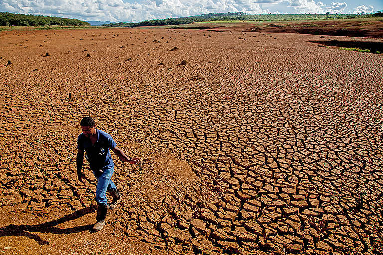 ¡ALERTA! Crisis hídrica en Uruguay. Montevideo se queda sin  agua potable
