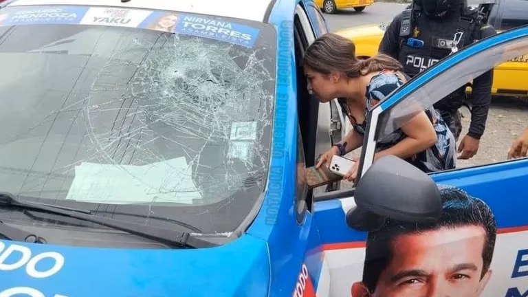 Atacaron a balazos a una candidata al Parlamento de Ecuador