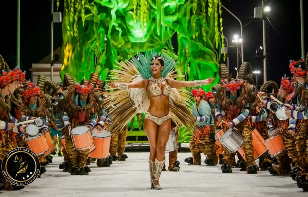 El Carnaval de Gualeguaychú cerró enero con 20 mil personas disfrutando de la fiesta