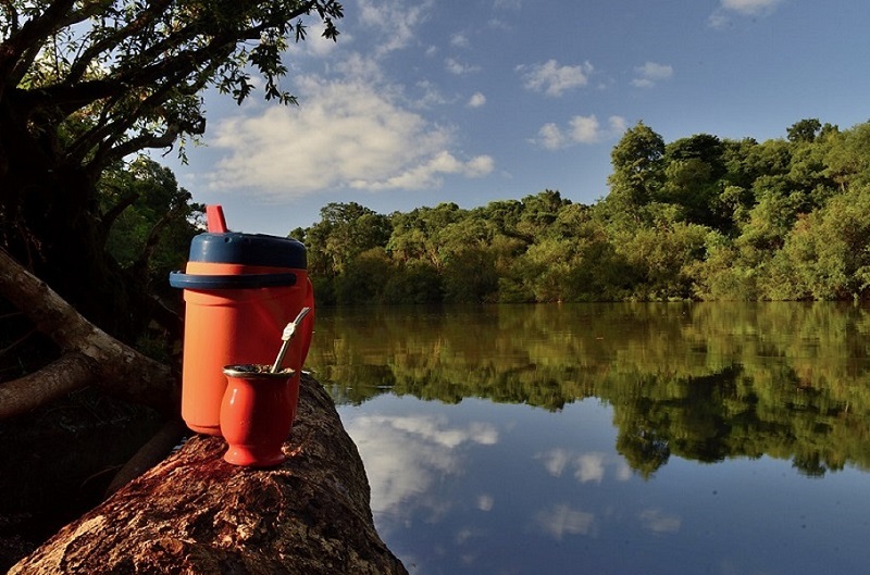 costumbres: Tereré para combatir el calor