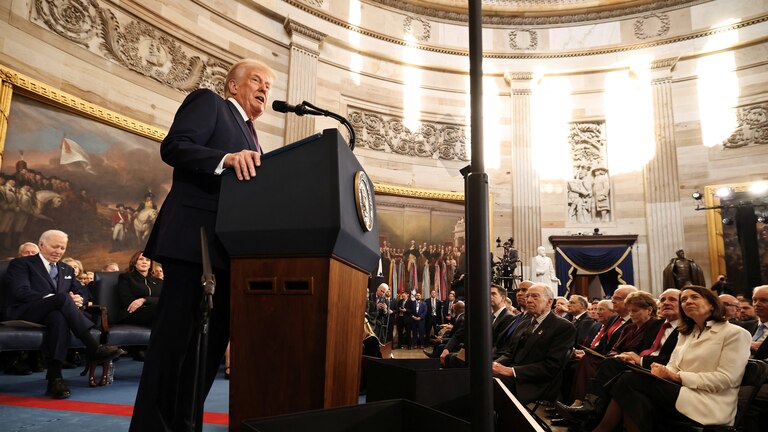 Trump juró como nuevo presidente de los Estados Unidos:  “La era dorada comienza ahora”