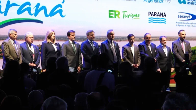 Scioli y Frigerio coincidieron en el rol clave del turismo para el desarrollo del país