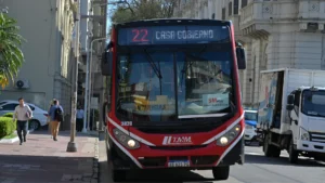 PARANÁ SUMARÁ UNA NUEVA LÍNEA DE COLECTIVOS Y AMPLIARÁ RECORRIDOS DESDE NOVIEMBRE