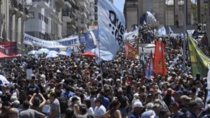 La Justicia declaró inválido el decreto que restringía el derecho a huelga