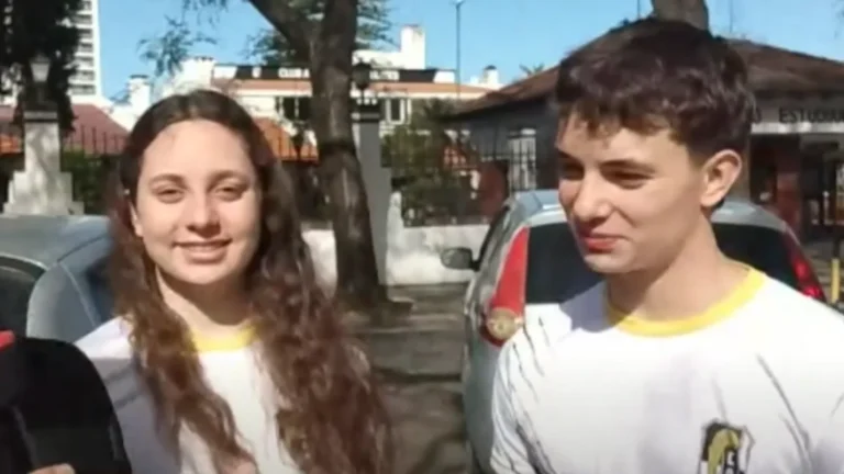 NADADORES DEL CAE PIDEN COLABORACIÓN PARA COMPETIR EN UN TORNEO EN BRASIL