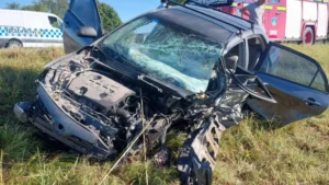 MURIÓ UN HOMBRE DE PARANÁ TRAS UN VIOLENTO CHOQUE ENTRE UN AUTO Y UN CAMIÓN RECOLECTOR EN RUTA 12