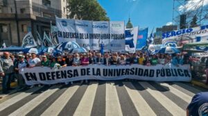 DOCENTES UNIVERSITARIOS REALIZAN PAROS Y MEDIDAS DE FUERZA EN ENTRE RÍOS