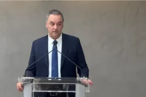 DECLARAN DOS JUBILADAS QUE HABRÍAN PRESTADO 200.000 DÓLARES A ADORNI