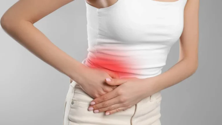 DOLORES ABDOMINALES: CUÁNDO SON UNA SEÑAL DE ALERTA Y CUÁNDO CONSULTAR DE URGENCIA