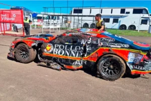 TC: UN PILOTO DEL EQUIPO DEL GURÍ MARTÍNEZ VOLCÓ EN CONCEPCIÓN DEL URUGUAY