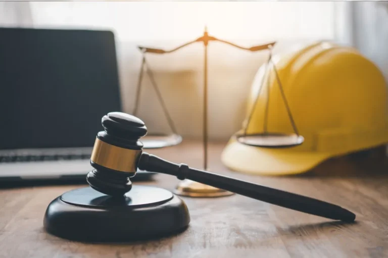 LA LEY DE MODERNIZACIÓN LABORAL VUELVE A ESTAR VIGENTE Y ESPERA DEFINICIÓN DE LA CORTE