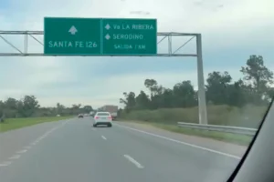 COSECHA RÉCORD: MILES DE CAMIONES COLAPSAN RUTAS DEL GRAN ROSARIO Y PIDEN EXTREMAR PRECAUCIONES