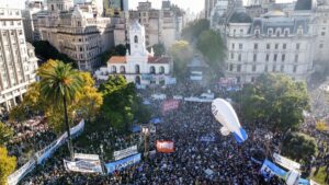EL GOBIERNO NACIONAL CALIFICÓ DE “OPOSITORA” LA MARCHA FEDERAL UNIVERSITARIA