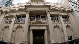 EL BCRA PAGÓ MÁS DE U$S17 MILLONES EN INTERESES A ESTADOS UNIDOS POR EL USO DEL SWAP