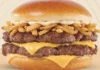 EN EL DÍA DE LA HAMBURGUESA, UNA ESPECIALISTA ADVIERTE SOBRE EL IMPACTO DEL FAST FOOD EN LA SALUD hamburguesa