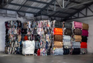 PROPONEN FRENAR EL INGRESO DE ROPA USADA PARA PROTEGER LA INDUSTRIA TEXTIL ARGENTINA