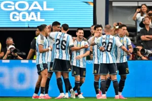 ARGENTINA VENCIÓ A AUSTRIA, CLASIFICÓ Y MESSI HIZO HISTORIA EN EL MUNDIAL