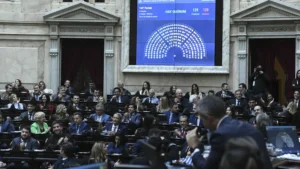 DIPUTADOS APROBO EL PAGO A FONDOS BUITRE Y DIO MEDIA SANCION AL SUPER RIGI