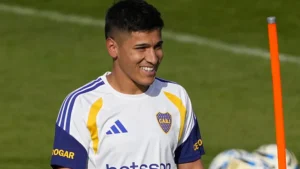 BOCA OFICIALIZO A LEANDRO LOZANO Y BUSCA SUMARLO PARA LA COPA SUDAMERICANA