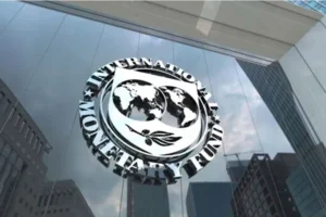 EL FMI ESPERA QUE ARGENTINA AVANCE CON REFORMAS TRIBUTARIA Y PREVISIONAL EN 2027