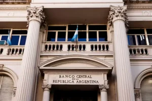EL BANCO CENTRAL CORTÓ UNA RACHA DE 135 DÍAS DE COMPRAS DE DÓLARES