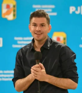 INTENDENTE ENTRERRIANO PROPONE BAJAR SU SUELDO Y REFORMAR EL RÉGIMEN SALARIAL MUNICIPAL