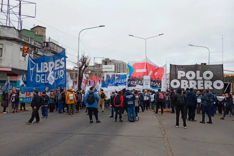 LA CGT Y LAS CTA MARCHAN AL CONGRESO Y REACTIVAN EL CONFLICTO SINDICAL