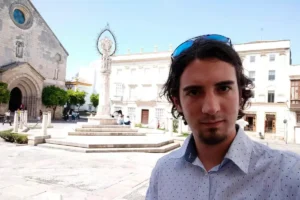 ASESINARON A PUÑALADAS A UN INGENIERO ARGENTINO EN ESPAÑA: INVESTIGABAN VENGANZA POR PRESUNTA INFIDELIDAD