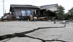 TERREMOTO DE MAGNITUD 5,9 SACUDIÓ JAPÓN Y DEJÓ AL MENOS 37 HERIDOS
