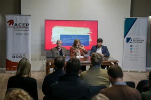 PARANÁ DEBATIÓ POLÍTICAS DE LONGEVIDAD: “TENEMOS QUE MEJORAR LA CALIDAD DE VIDA DE LAS PERSONAS MAYORES”, AFIRMÓ ROSARIO ROMERO