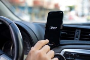 PARANÁ: MÉDICO DETENIDO POR ACOSO SEXUAL EN VIAJES DE UBER